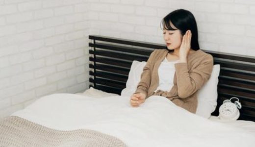 右耳の耳鳴りはスピリチュアルなサイン？ツインレイとの関係や時間帯別の意味まで